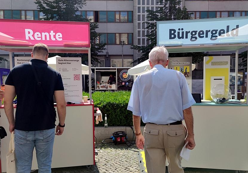 Hintergrund