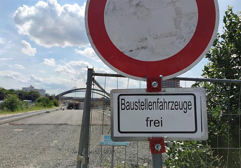Hintergrund
