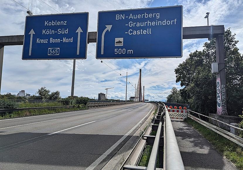 Hintergrund