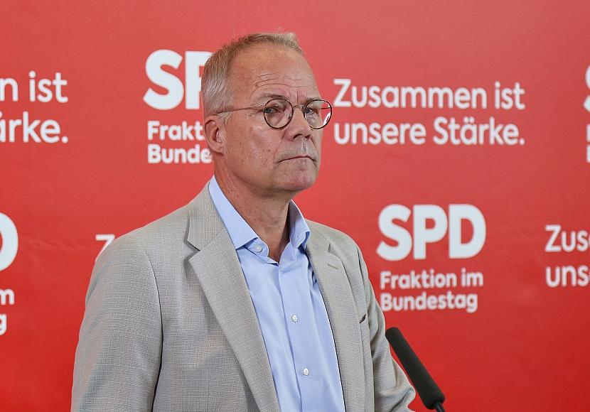 Hintergrund