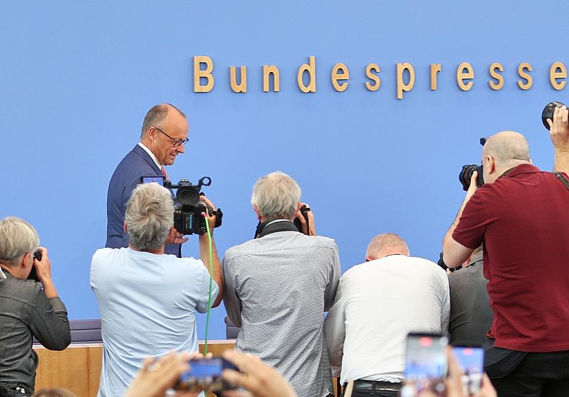 Hintergrund
