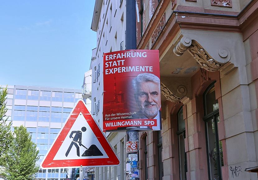 Hintergrund