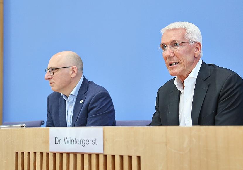 Hintergrund